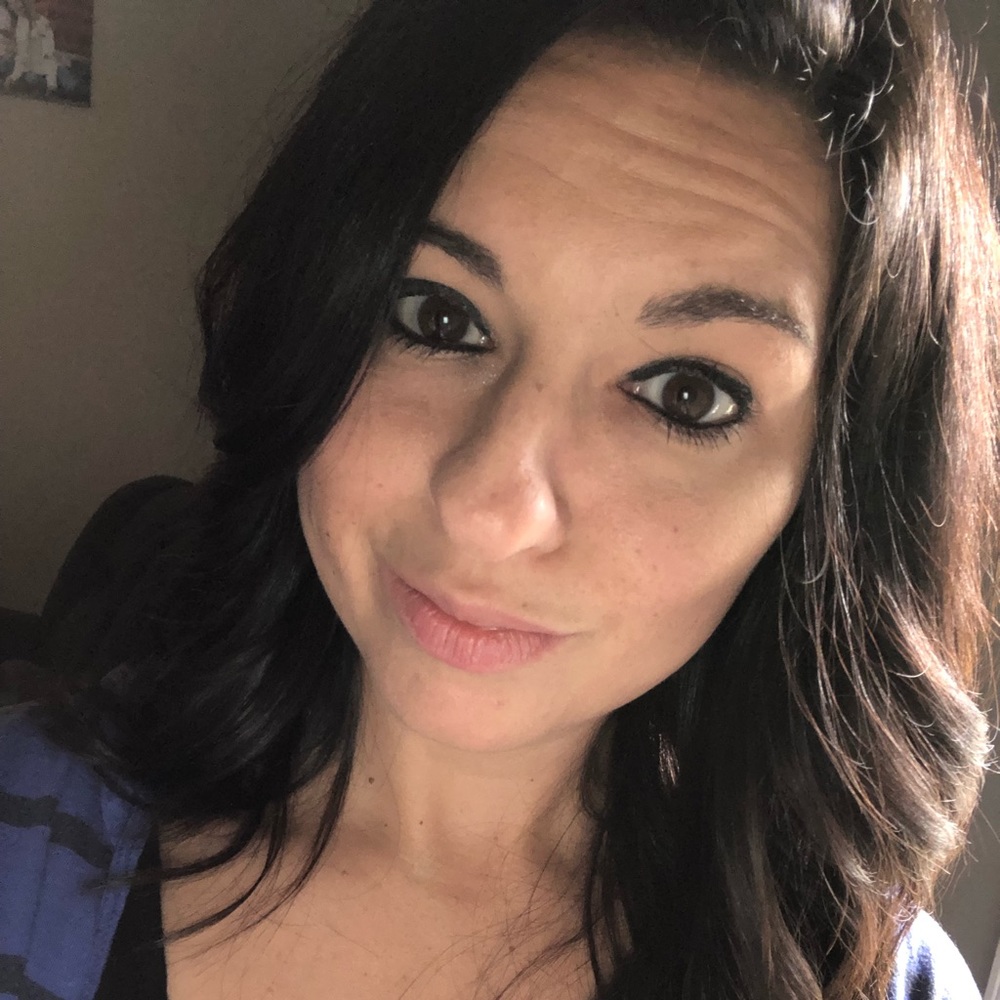 Meet your Posher, Jennifer